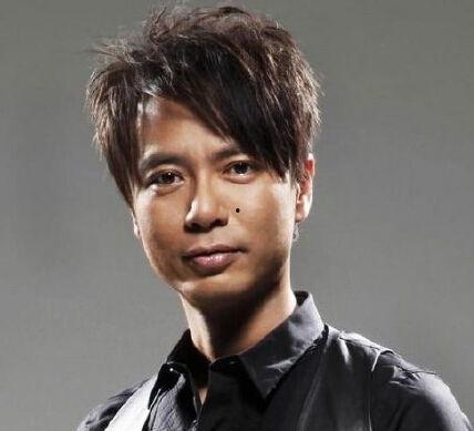 李克勤个人资料,音乐之路上的坚持与辉煌